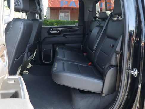 Used 2025 Chevrolet Silverado 2500 LT w/ Trail Boss Package AWD/4WD image 37