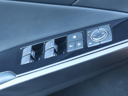 Used 2022 Lexus IS 300 image 13