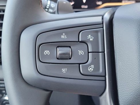 Used 2024 GMC Sierra 1500 AT4 w/ Technology Package image 19