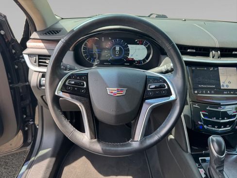 Used 2019 Cadillac XTS Premium Luxury FWD image 13