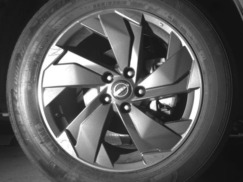 Used 2025 Nissan Rogue SV image 13