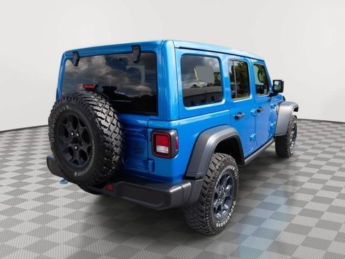 Used 2023 Jeep Wrangler Unlimited w/ Sun & Screen Package AWD/4WD image 5