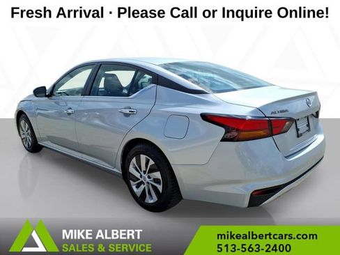 Used 2023 Nissan Altima 2.5 S image 5