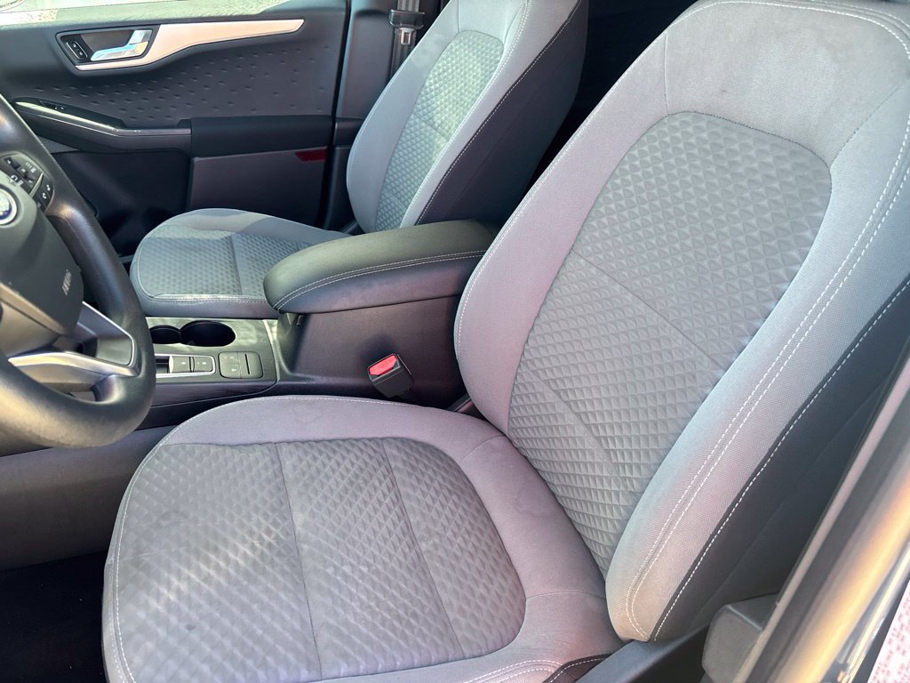 Used 2020 Ford Escape SE FWD image 20