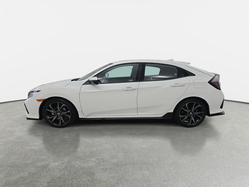 Used 2018 Honda Civic Sport Touring image 8