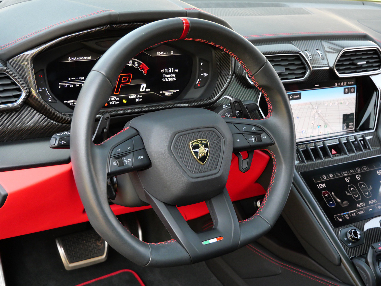 Used 2023 Lamborghini Urus S AWD/4WD image 14
