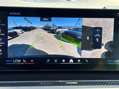 Used 2025 BMW X5 M60i image 28