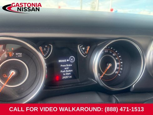 Used 2023 Jeep Gladiator Sport AWD/4WD image 7
