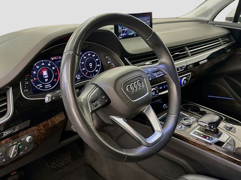 Used 2018 Audi Q7 3.0T Prestige w/ Prestige Package image 18