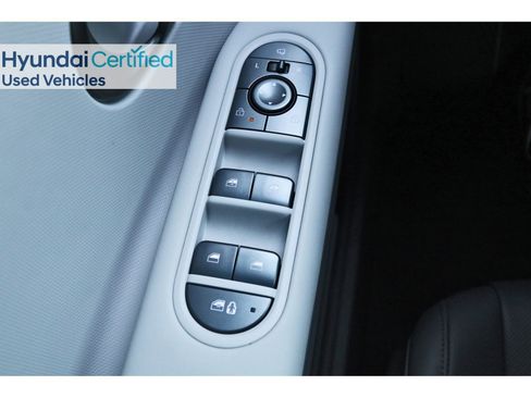 Certified 2025 Hyundai Ioniq 5 SEL RWD image 23