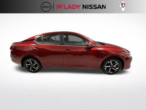 Used 2025 Nissan Sentra SV w/ All-Weather Package image 5