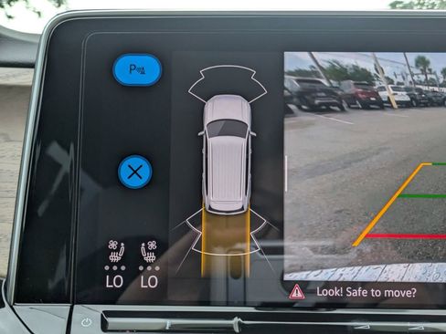 Certified 2026 Volkswagen Atlas SE w/ Panoramic Sunroof Package FWD image 29