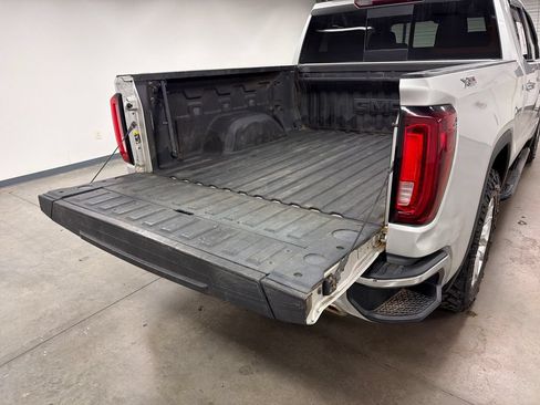 Used 2021 GMC Sierra 1500 SLT w/ SLT Convenience Package AWD/4WD image 20