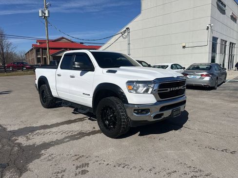 Used 2019 RAM 1500 Big Horn image 2