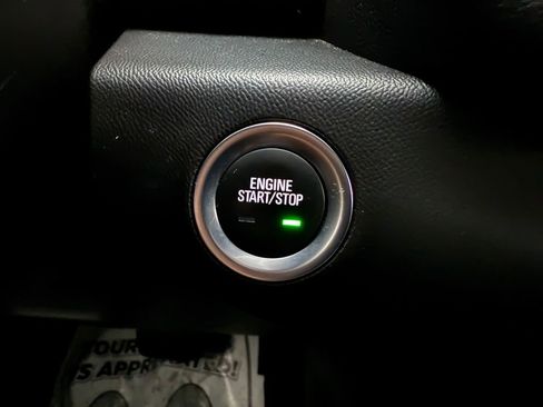 Used 2020 GMC Terrain SLT w/ Preferred Package image 22