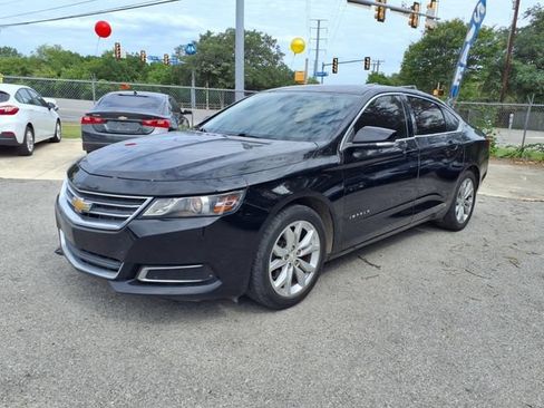 Used 2017 Chevrolet Impala LT FWD image 3