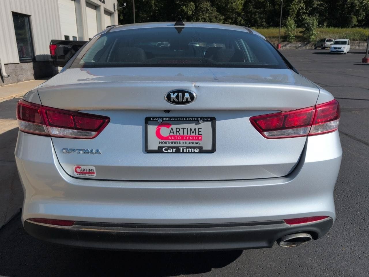 Used 2017 Kia Optima LX FWD image 7
