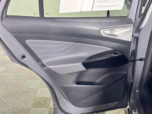 Certified 2023 Volkswagen ID.4 Pro S image 21