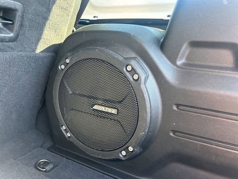 Used 2018 Jeep Wrangler Unlimited Sahara AWD/4WD image 36