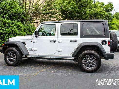 Used 2025 Jeep Wrangler Unlimited Sport AWD/4WD image 6