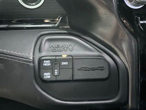 Used 2024 RAM 3500 Limited AWD/4WD image 25