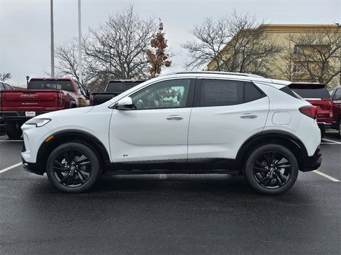New 2026 Buick Encore GX Sport Touring image 5