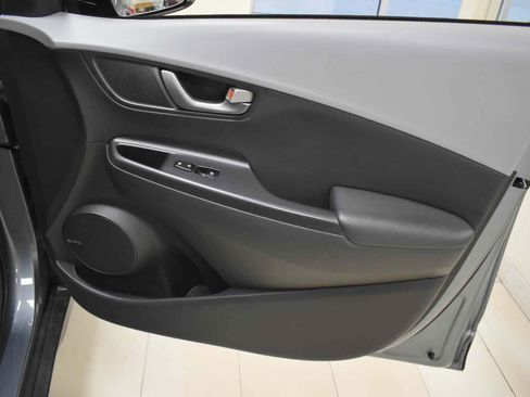 Used 2019 Hyundai Kona Limited AWD/4WD image 44