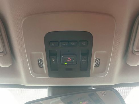 Used 2024 Toyota Camry XSE FWD image 23