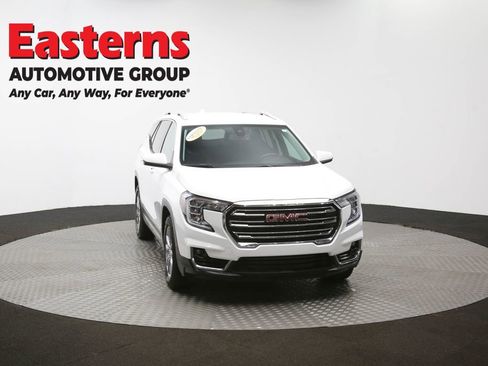 Used 2023 GMC Terrain SLT image 53