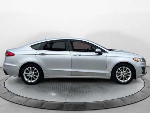 Used 2019 Ford Fusion SE image 8