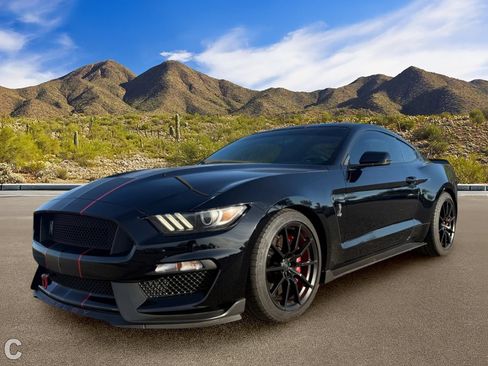Used 2017 Ford Mustang Shelby GT350 w/ Electronics Package RWD image 2