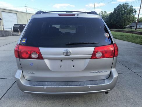 Used 2007 Toyota Sienna image 3