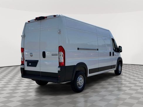Used 2026 RAM ProMaster 2500 w/ Convenience Group FWD image 9