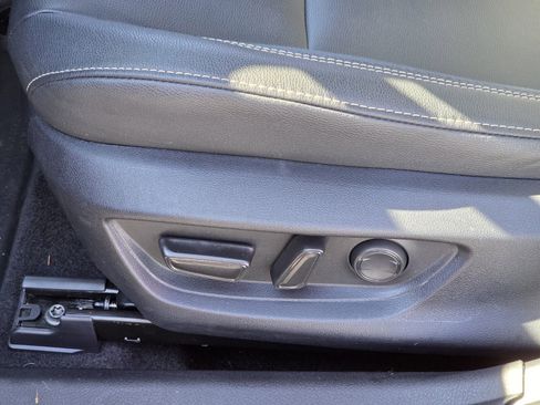 Certified 2025 Toyota Camry SE w/ Convenience Package image 15