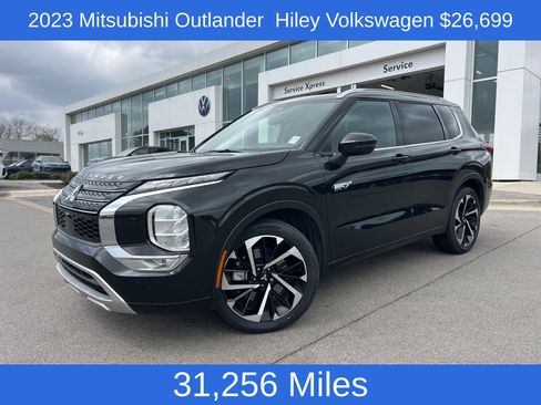 Used 2023 Mitsubishi Outlander SEL 40th Anniversary AWD/4WD image 1