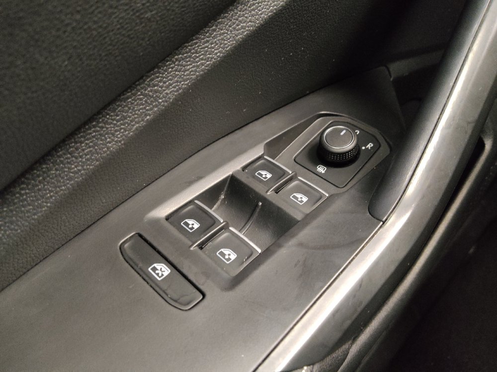 Used 2025 Volkswagen Jetta S FWD image 27