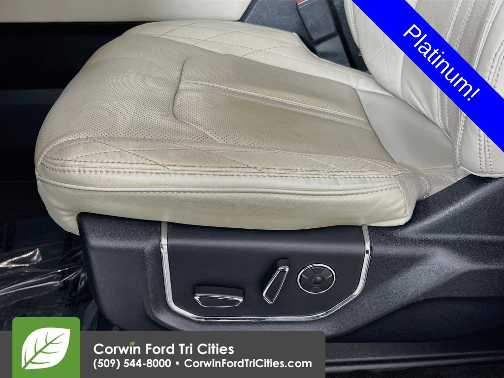 Used 2020 Ford Expedition Platinum AWD/4WD image 24