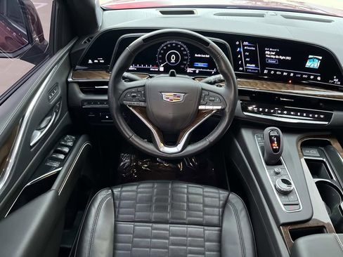 Used 2024 Cadillac Escalade Sport Platinum w/ Heavy-Duty Trailer Package image 14