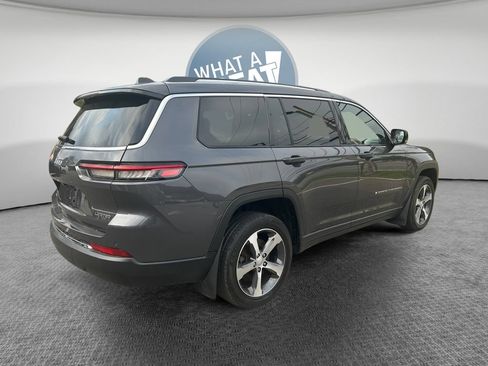 Certified 2023 Jeep Grand Cherokee L Limited w/ Trailer Tow Group (B) AWD/4WD image 3