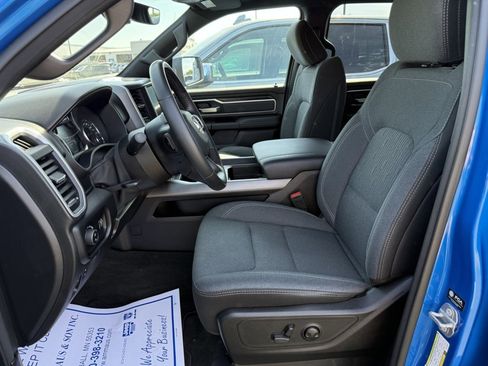 Used 2022 RAM 1500 Big Horn AWD/4WD image 12
