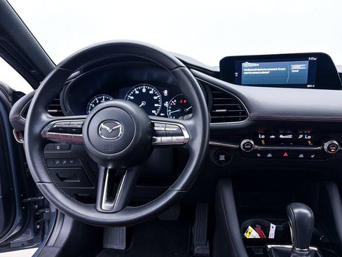 Used 2023 MAZDA MAZDA3 s FWD image 7