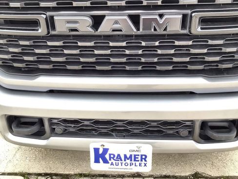 Used 2022 RAM 3500 Lone Star w/ Night Edition image 32