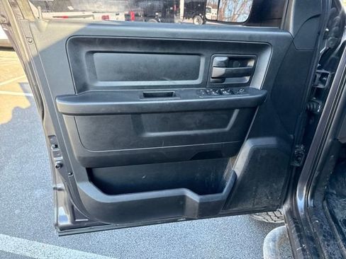 Used 2017 RAM 1500 Express image 20