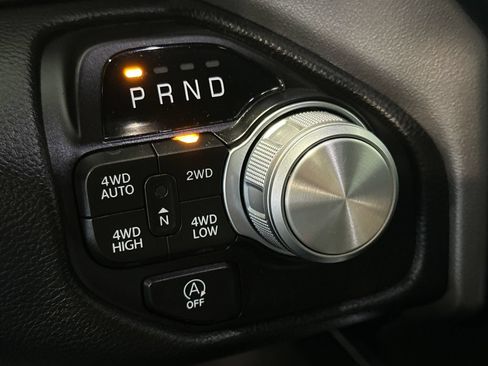 Used 2023 RAM 1500 Laramie AWD/4WD image 22