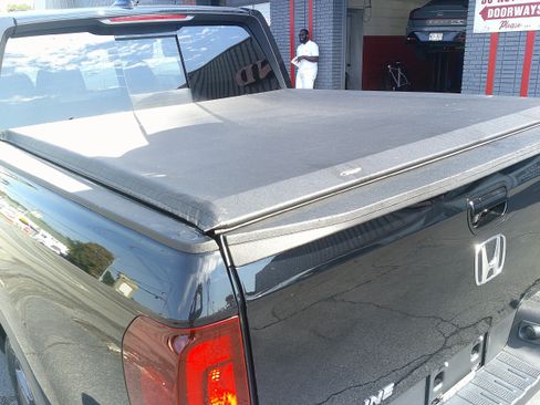 Used 2019 Honda Ridgeline RTL image 17