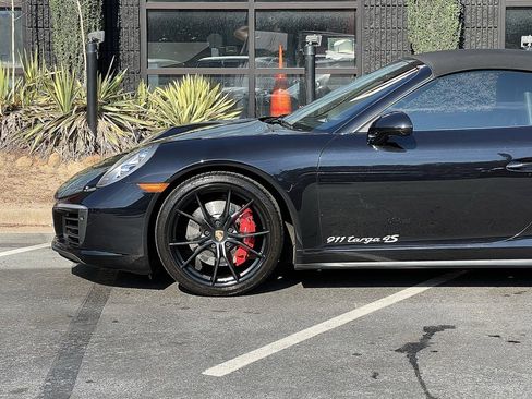 Used 2017 Porsche 911 Targa 4S image 10