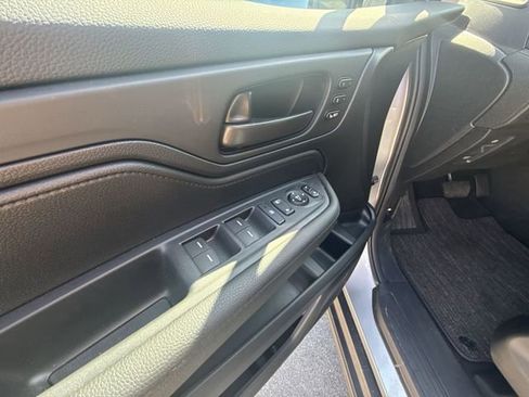 Used 2025 Honda Odyssey EX-L image 13