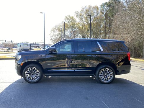 Used 2023 GMC Yukon Denali Ultimate image 6