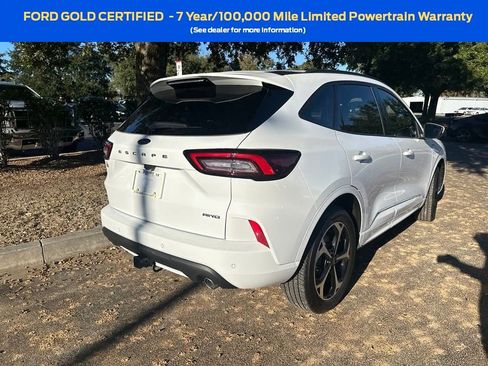 Used 2023 Ford Escape ST-Line Select w/ Tech Pack #2 image 3