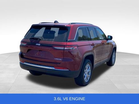 Used 2023 Jeep Grand Cherokee Limited AWD/4WD image 3